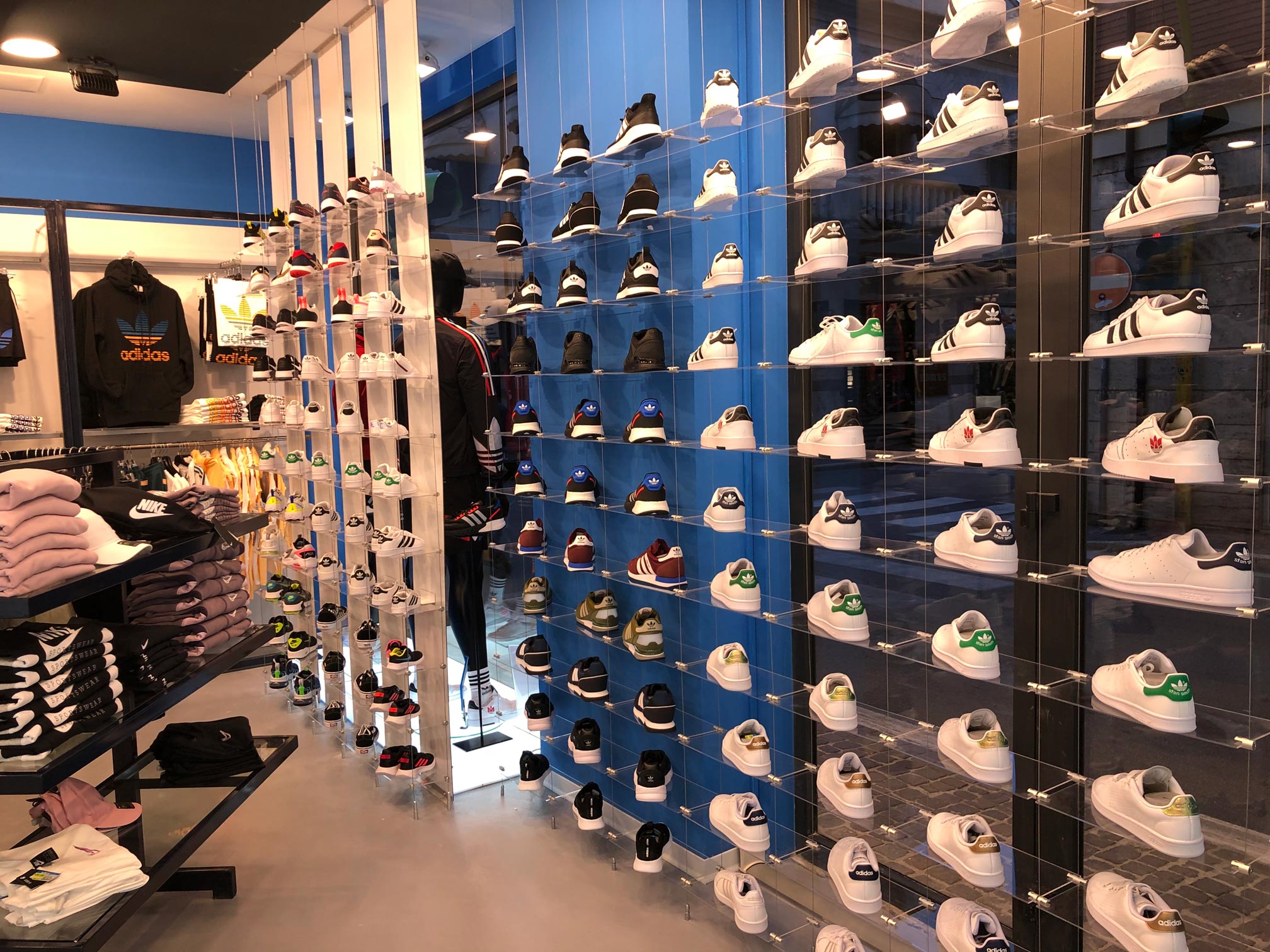 Negozi scarpe san deals benedetto del tronto